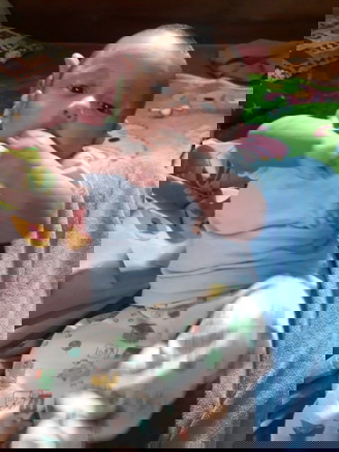 Demam dan nafas sesak anak 3 bulan