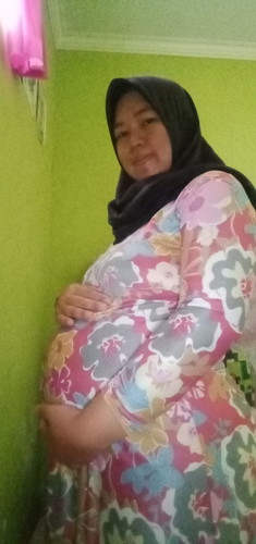 UK 40 week lebih 5 day, kok blum ada tanda" mau melahirkan...???