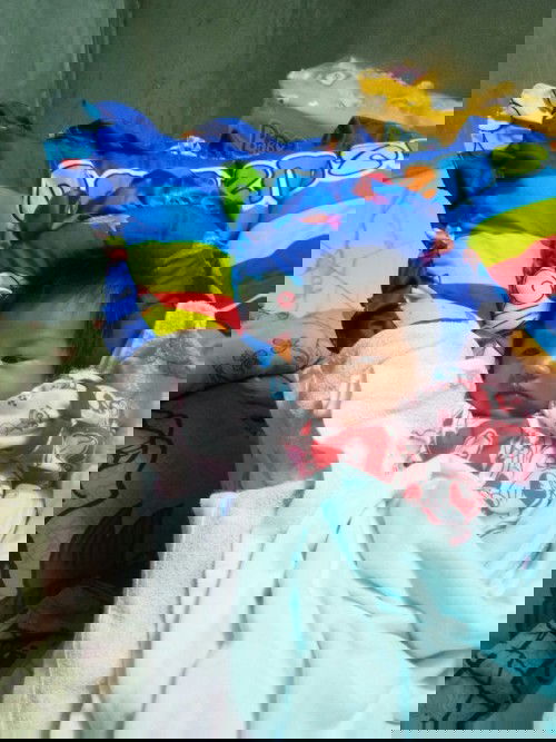 ได้20วันแล้วค่ะ
#ชอบให้แม่กับพี่ๆอุ้มมากคะ