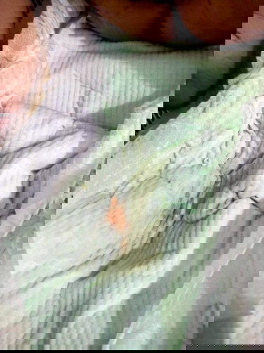 Tiba2 ada bercak darah di popok bekas pipis