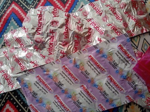 Obat dari dokter dan bidan