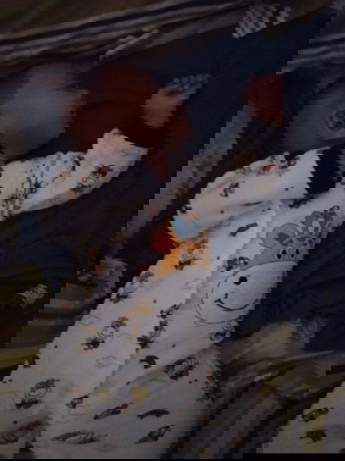 BB bayi naik sedikit tiap bulannya