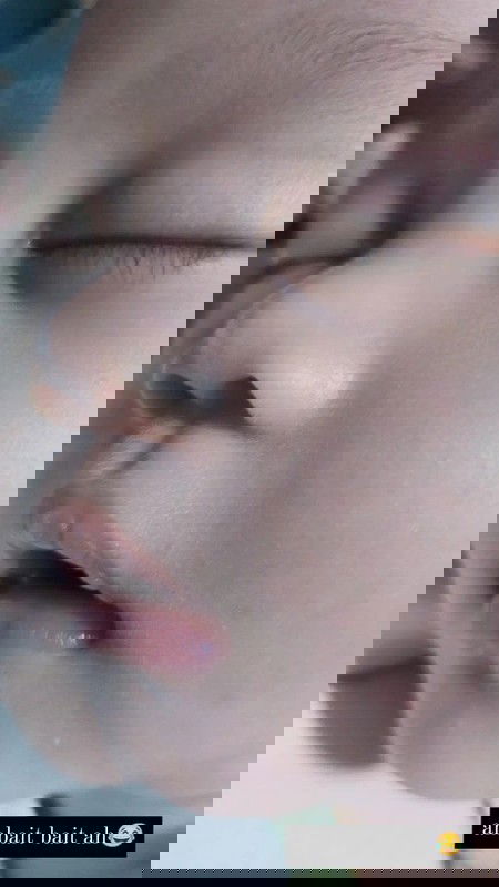 Ano po magandang palayaw ke baby na maisuggest nyu?😅
"Zayn Azrael Vien". Salamat ho