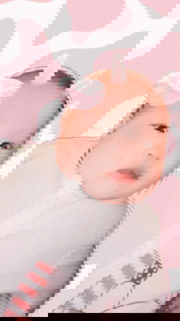 Khánh Chi 1m25d ❤️
Yêu Con🥰