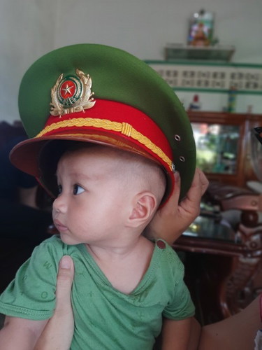 BÉ NHẸ CÂN