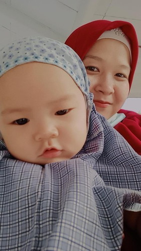 Mau tanya bun, penyebab berat badan anak gx naik itu apa yah? Padahal makan lahap, nyusu nya juga gx