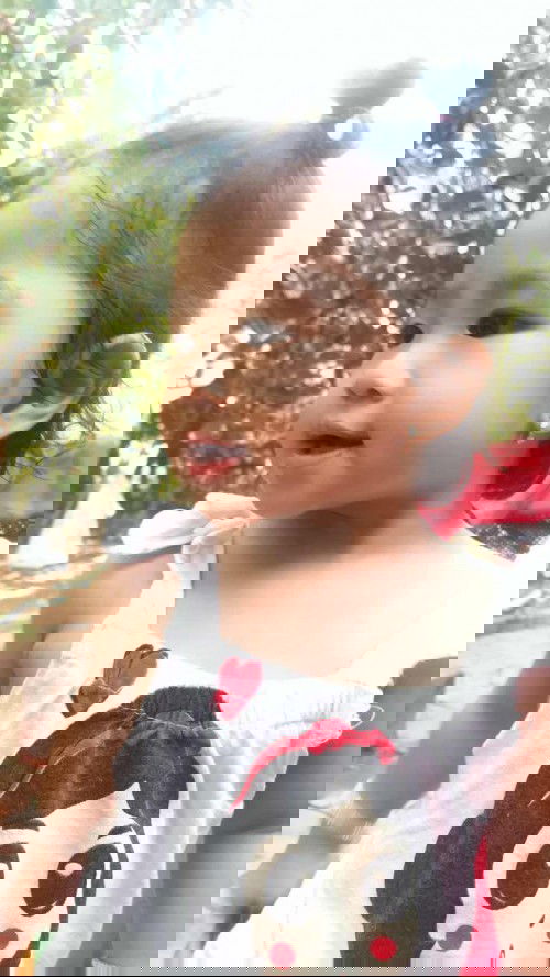 Mọi người ơi cho em hỏi bé nhà e được 10m27d mà tối 7 giờ bé bú 180ml xong bé ngủ 1 giất tới 7 giờ sáng hôm sau luôn.