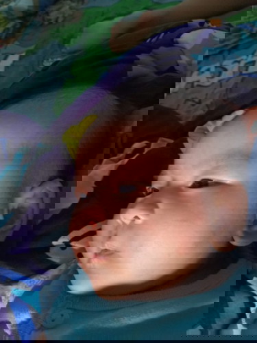 แก้มแดงของผืด