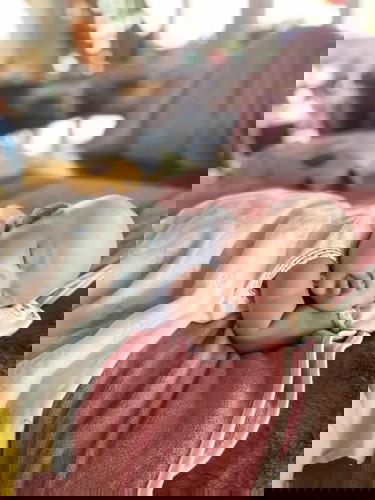 น้องนอนคว่ำบ่อยๆนานๆจะเป็นไรไหมคะ นอนหงายน้องชอบสดุ้งตื่นตลอดเลยค่ะ