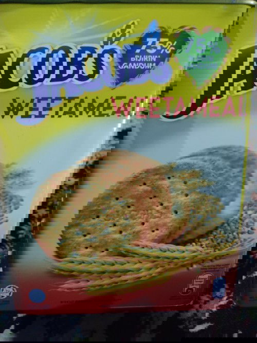 Biskut Jacobs Weetameal