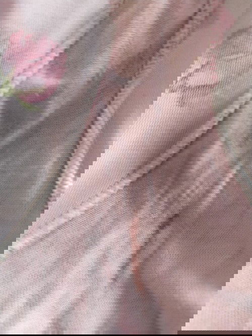 Keluar ini dikit kandungan 7 Minggu..knp yaa kira2?