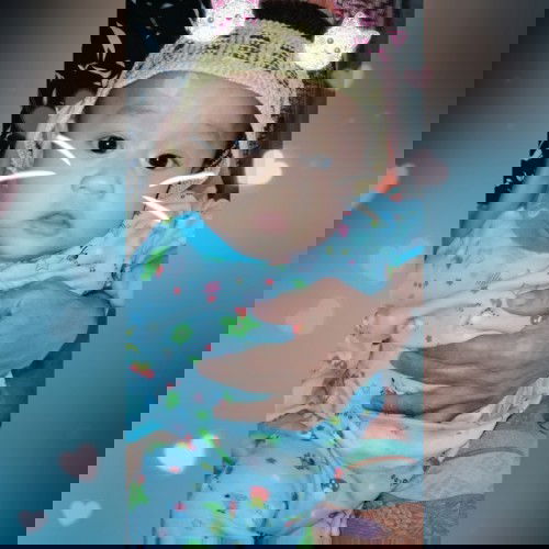 assalamualaikum para bunda ? 
yg lahiran di bulan Mei udh Segede apa anaknya 🙂🙂