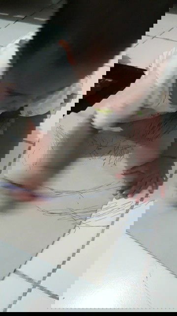 Anak 1 tahun suka nyoret"