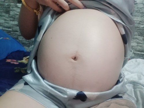 แม่ๆว่าท้องแบบนี้ หญิงหรือชายค่ะ