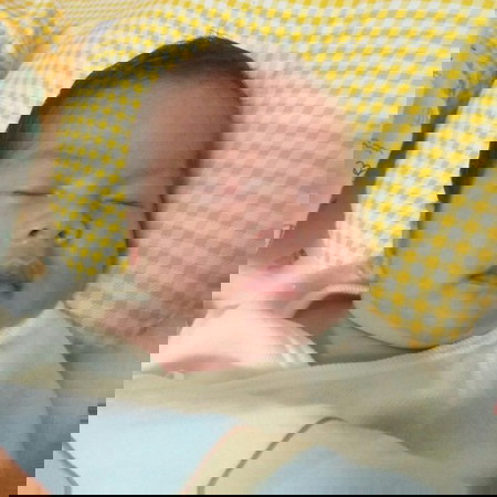 กำหนดในสมุดคือเดือนตุลา แต่น้องโดนผ่าคลอดออกมา 20 กันยา
มีภาวะหายใจเร็ว ต้องโดนส่งตัวไปรพ.ปิยะเวท