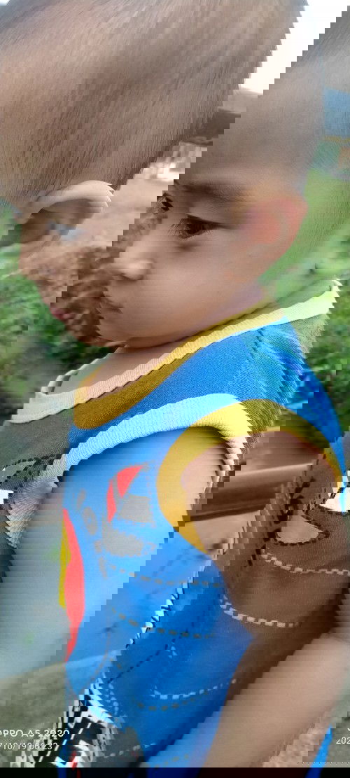 Bayi suka cium mamahnya