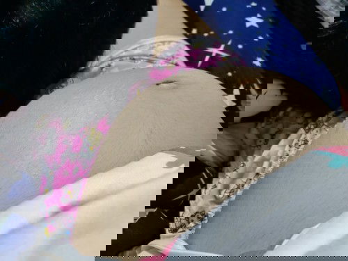 25w+3d มีอาการกระตุกลูกตอดช่วงท้องช่วงล่างต่ำๆใกล้กับจิ๊มิ๊แบบนี้เรียกว่าอะไรคะเป็นปกติหรือไม่ปกติคะ