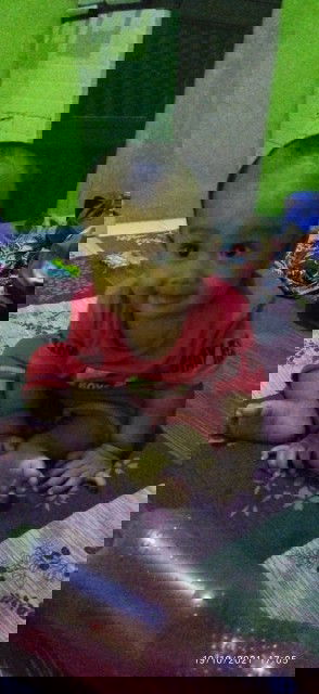 Anakku usianya sudah 7bulan.  Tapi knpa yah badan anakku kayanya lemes bgt bund badannya.