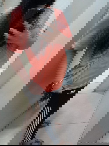 Laki ng tiyan ng isang buntis