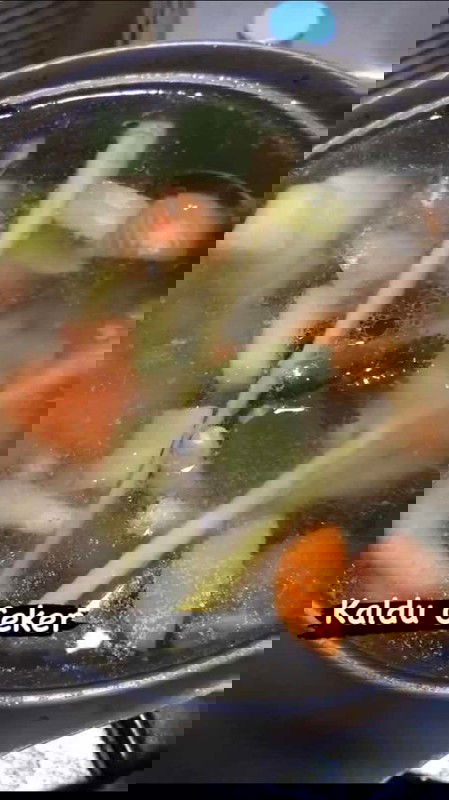 Kaldu Ceker & Minyak Ayam For Mpasi