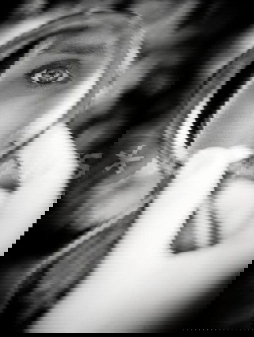 Nakangiti ang Reflection ko