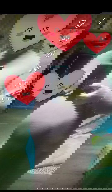 สอบถามแม่ๆหน่อยค่ะ ท้องแบบนี้ ลูกสาวหรือลูกชายกันค้า ลองมาเดาน่อยค้า ตอนนี้แม่ 28week 4 day แล้ว❤️