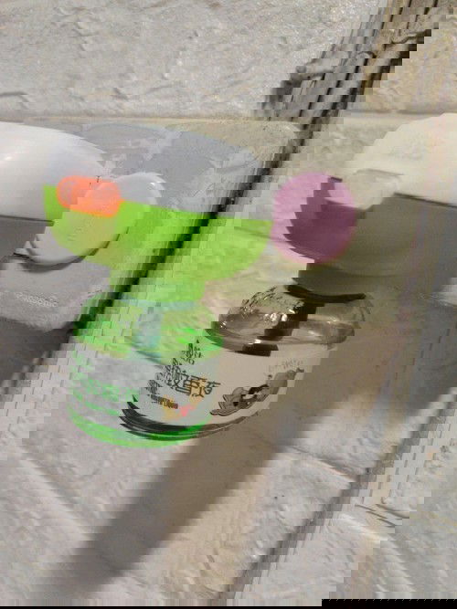 แม่ๆ แนะนำยากันยุง หน่อยจร้า ปัจจุบันใช้แบบในรูปค่ะ ยุงไม่กลัวเลย