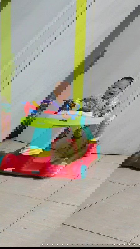 DIJUAL Baby Walker & Push walker. . LIKE NEW .