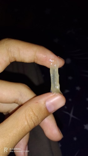 มีมูกใสๆไหลออกมา