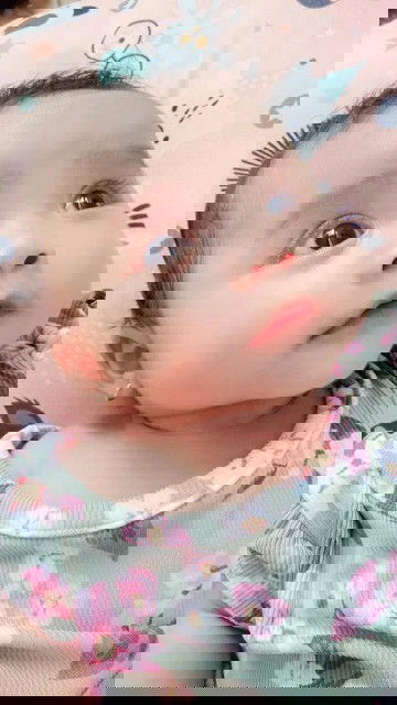 Sunat bayi perempuan