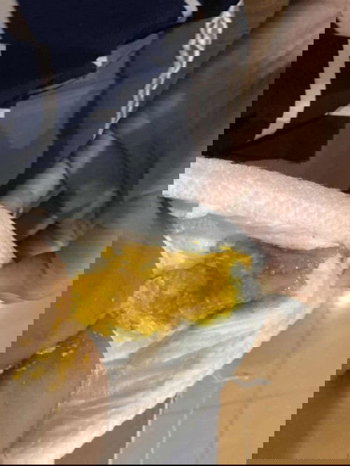 ลูกอึมีมูกใสออกมาคล้ายไข่ขาว นมแม่ล้วน