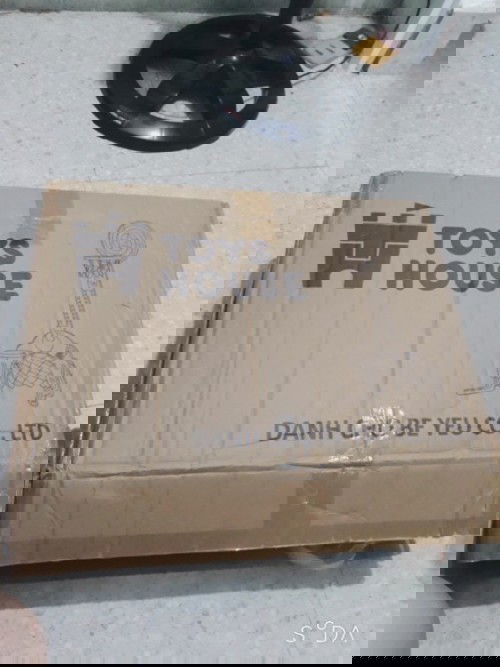 Đã nhận quà đấu giá