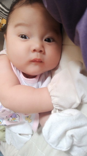 Tunog baboy ang iyak ni baby normal lang po ba ito ?