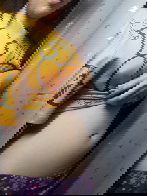 12w5d.ท้องยังไม่ออกปกติดีมั้ยคะ