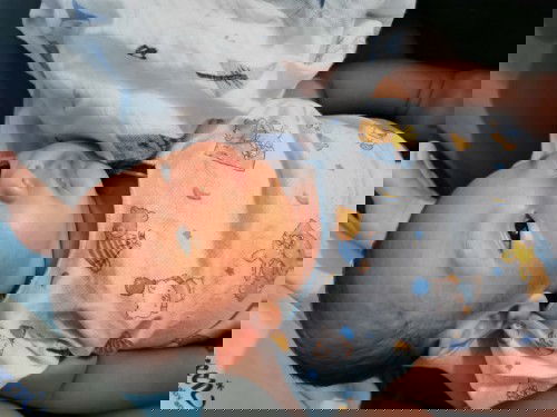 น้องเดือนตุลาเป็นยังไงบ้างคะ