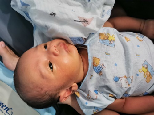 น้องเดือนตุลาเป็นยังไงบ้างคะ