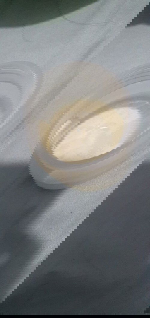 Sữa mẹ hút ra gần 48 tiếng như vậy là bị hư chưa các mom