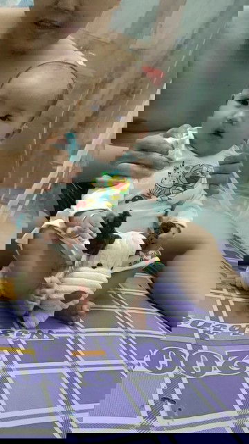 Nóng nhưng ko sốt