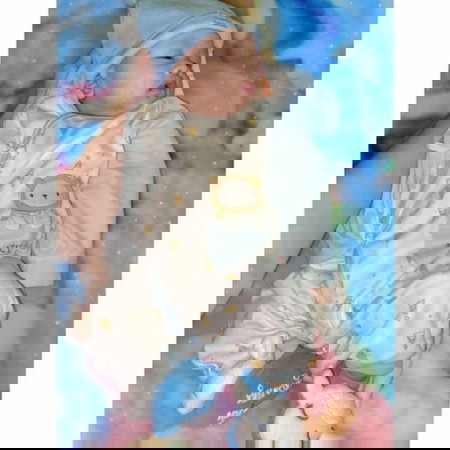 รบกวนสอบถามค่ะแม่ๆ น้องๆวัย1เดือนบ้านแม่ๆ ถ่ายวันละกี่รอบค่ะ