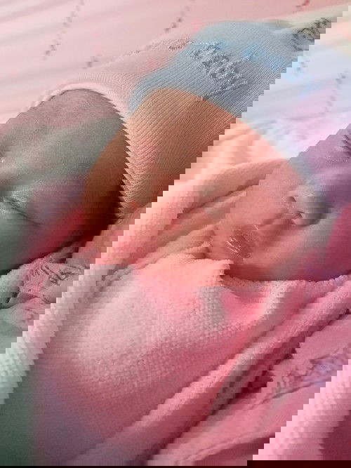 เเตกเเล้วค่ะ