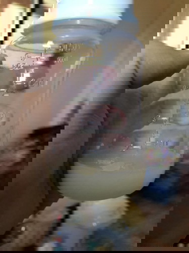 คลอดมาได้4วันแล้วน้ำนมน้อยมากๆใครมีวิธีแนะนำทำให้นมมาเยอะบ้างคะไม่อยากให้นมชงลูกเลยพอลองปั้มนมปั้มตั้งนานสองข้างได้แค่ออนซ์เดียวน้อยมากเลยค่ะ