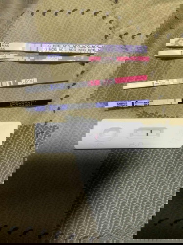 ตรวจว่าท้องแต่มีเลือดออกนิดๆไม่มากเท่าประจำเดือน