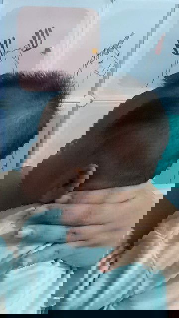 Kepala bayi bukat sempurna