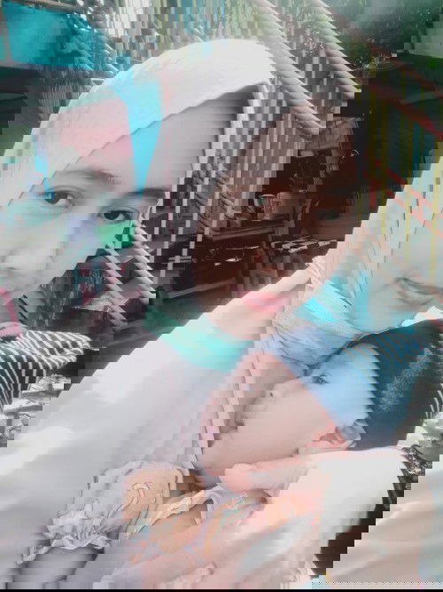 Cara gendong baby 2 bulan