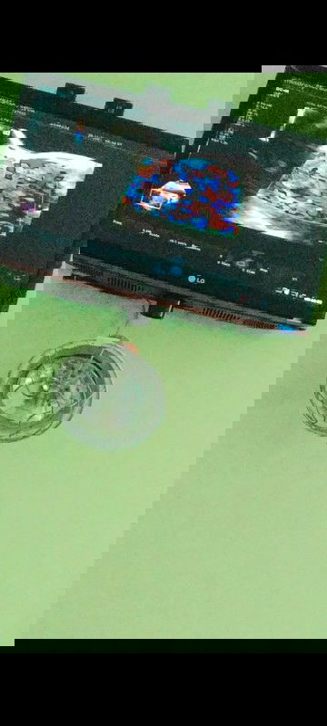 warna merah dan biru