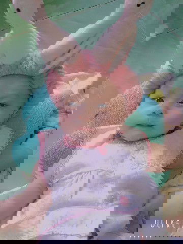 Các mom tư vấn giúp em