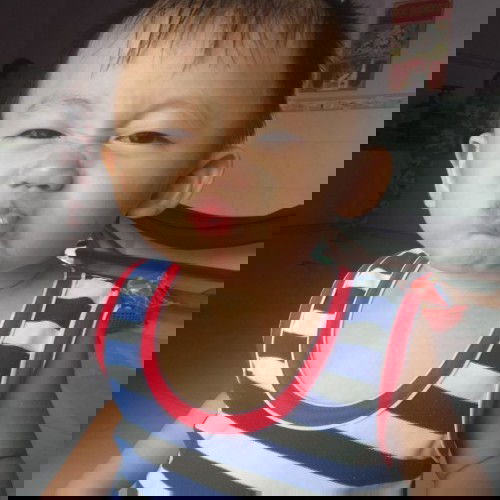 Bé 14tháng được 10kg có nhẹ không