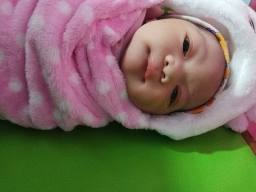 Bayi dgn berat 3,2 hpl 26 nov lahir 1 des