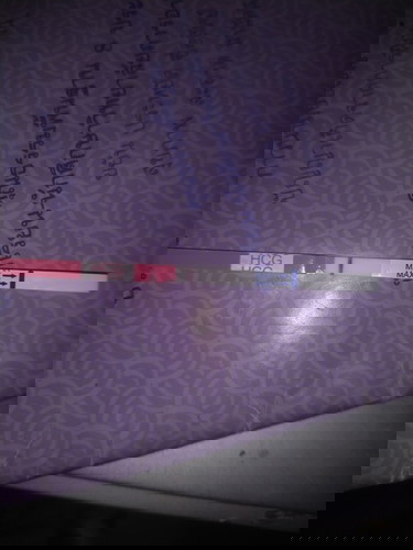 ประจำเดือนไม่มา1เดือนแต่พอตรวจกับไม่ขึ้น2ขีดแต่ขึ้นขีดเดียว