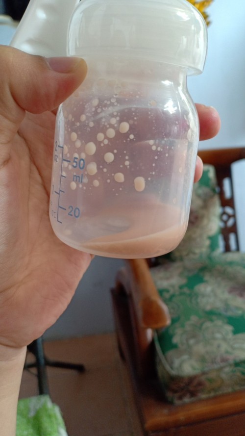 Asi keluar darah